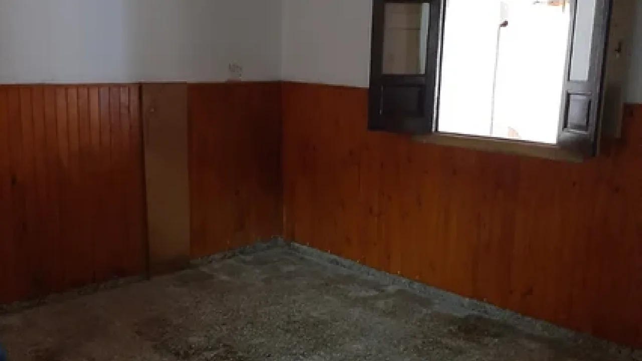 VENTA CASA CON LOCAL