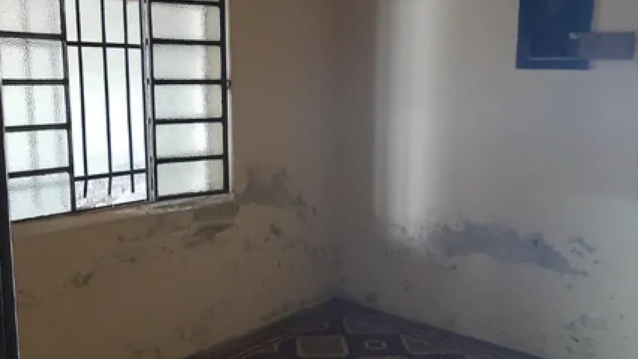 VENTA CASA CON LOCAL