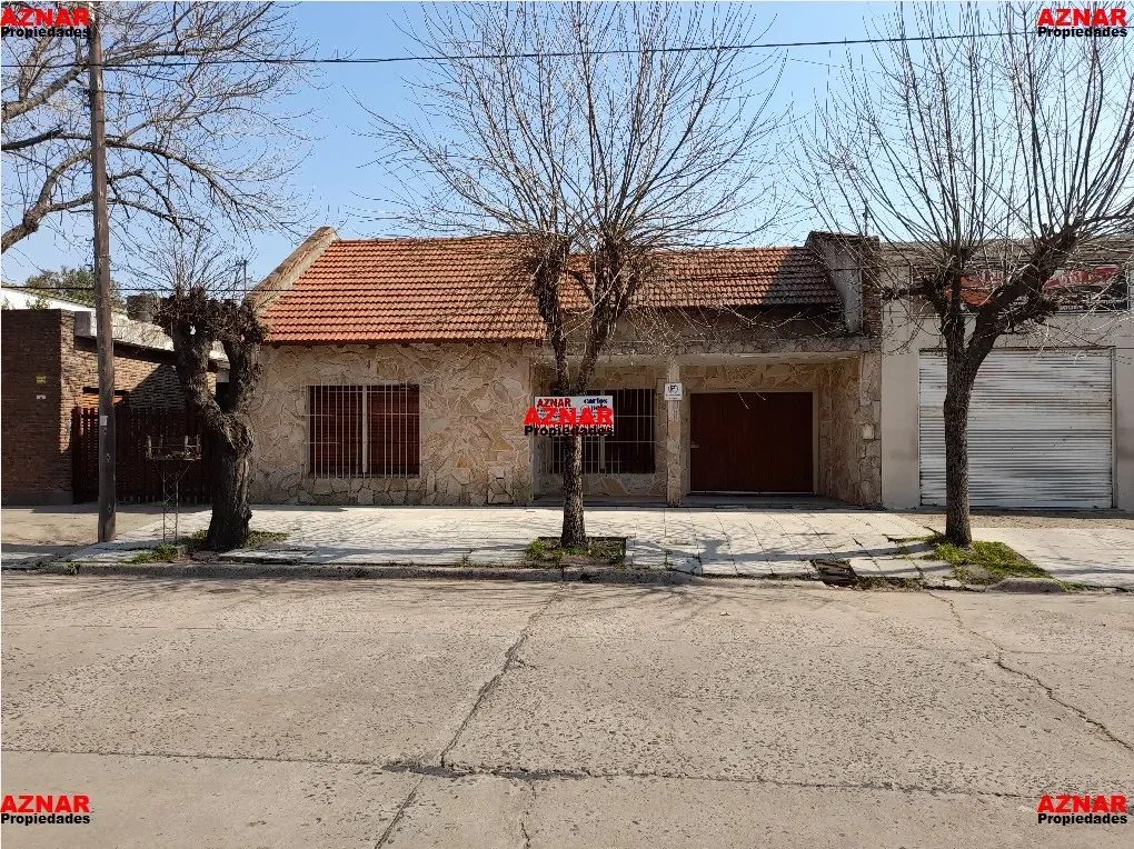 Casa en venta en Roca Nº 43 e/ Rivadavia y Gral. Paz