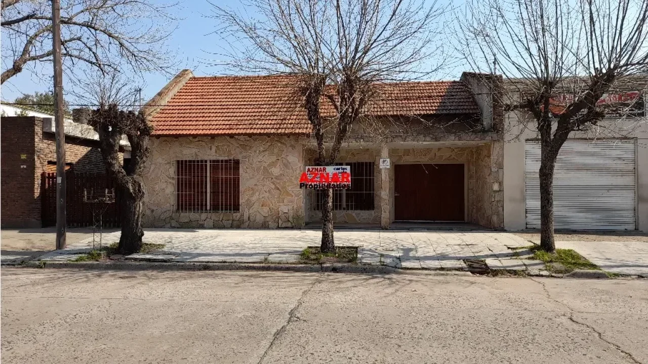 Casa en venta en Roca Nº 43 e/ Rivadavia y Gral. Paz
