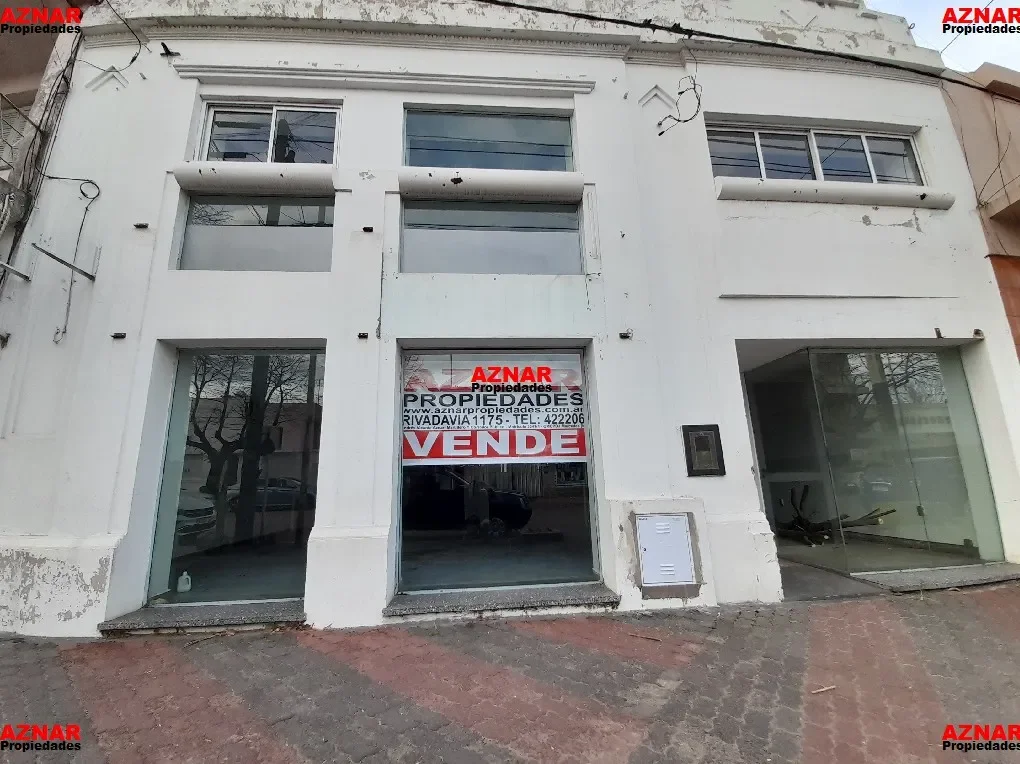Local en venta en Rivadavia Nº 1976 e/ Balcarce y Necochea