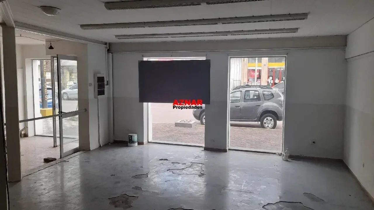 Local en venta en Rivadavia Nº 1976 e/ Balcarce y Necochea