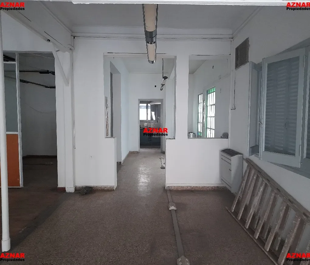 Local en venta en Rivadavia Nº 1976 e/ Balcarce y Necochea