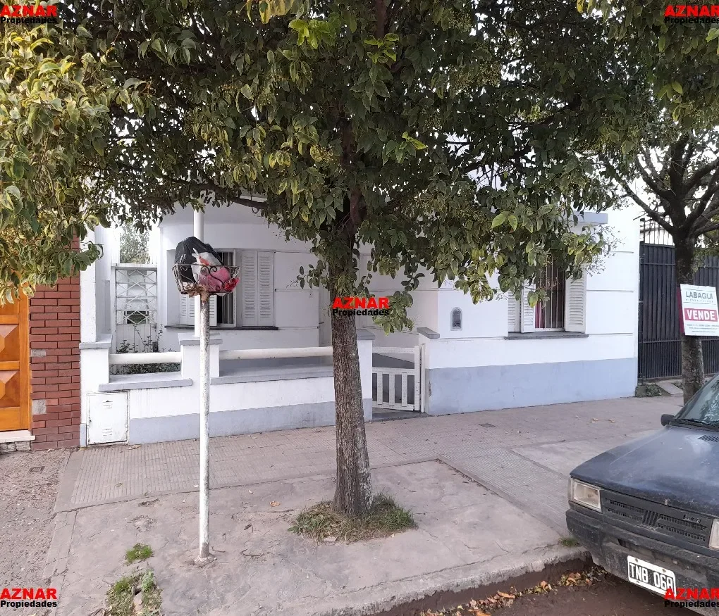 Casa en venta en Catamarca Nº 2278 e/ F. Argentinos y J.M. de Rosas