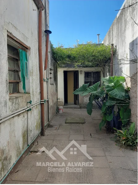 VENTA CASA CON LOCAL