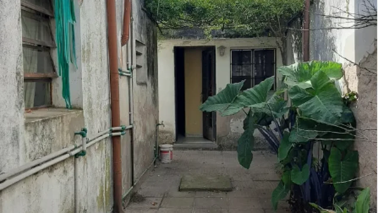 VENTA CASA CON LOCAL