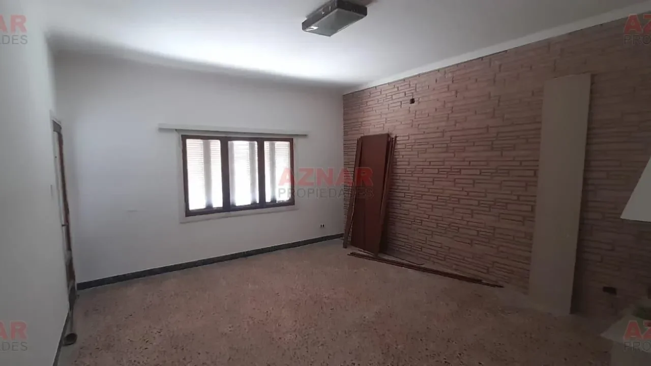 Local con vivienda en venta en Pellegrini Nº587 e/ Alvear y Las Heras