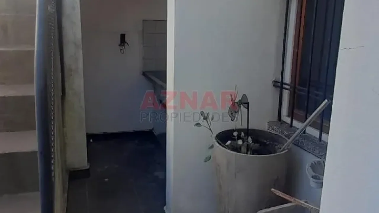 Local con vivienda en venta en Pellegrini Nº587 e/ Alvear y Las Heras