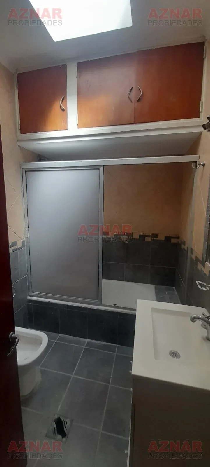 Local con vivienda en venta en Pellegrini Nº587 e/ Alvear y Las Heras