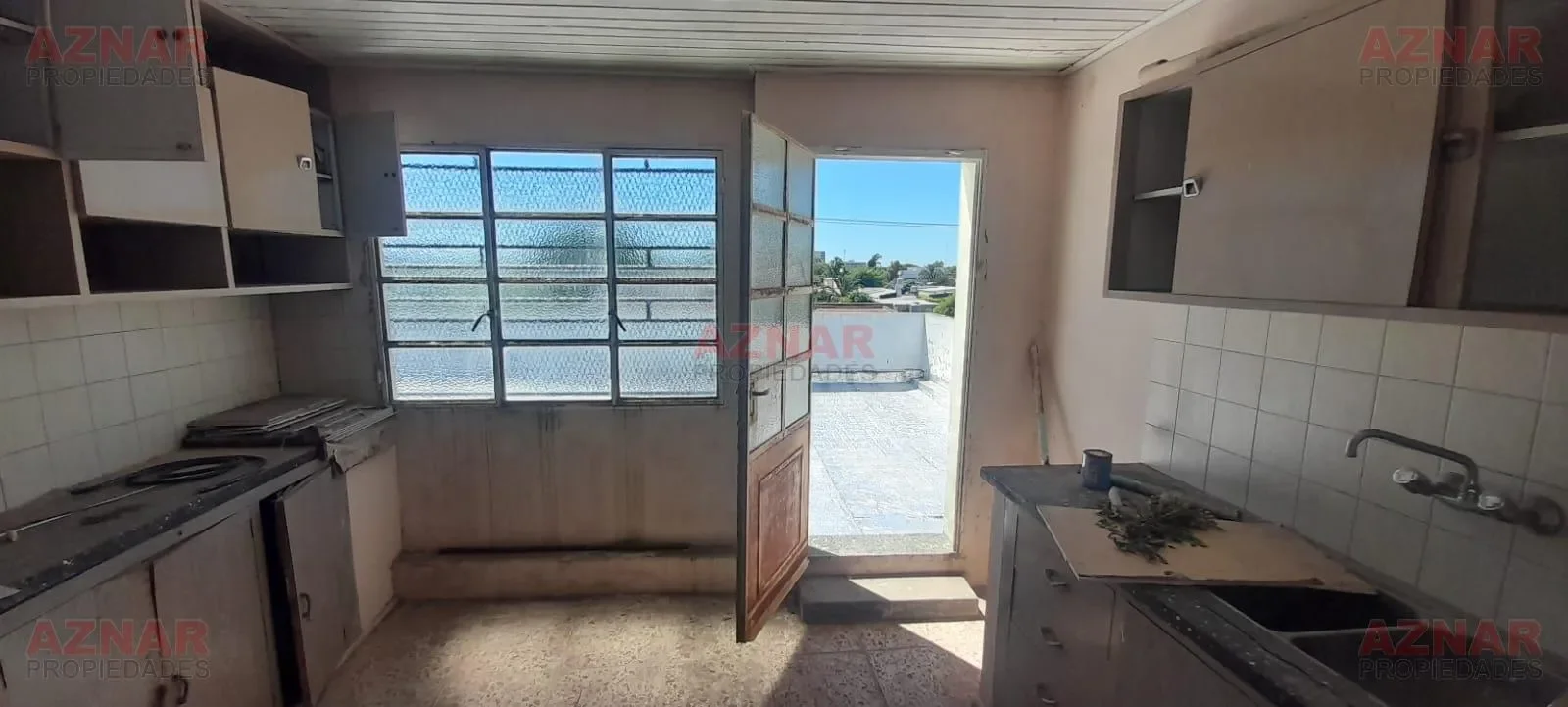 Local con vivienda en venta en Pellegrini Nº587 e/ Alvear y Las Heras