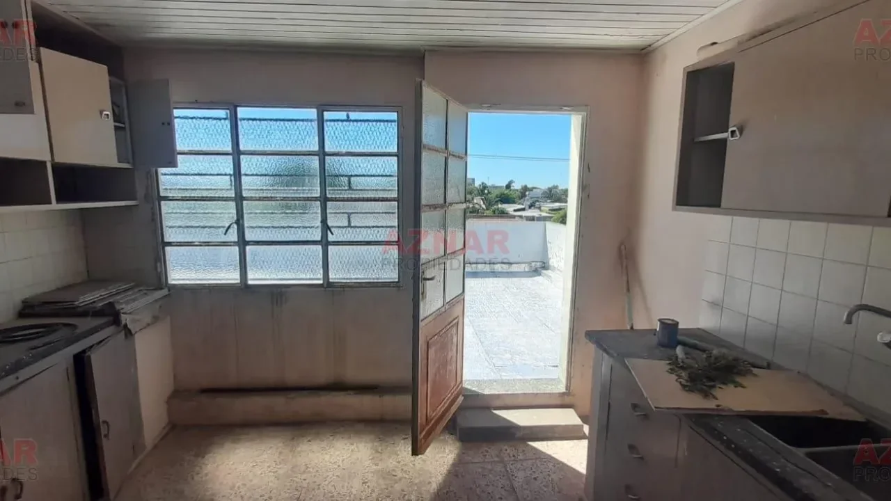 Local con vivienda en venta en Pellegrini Nº587 e/ Alvear y Las Heras