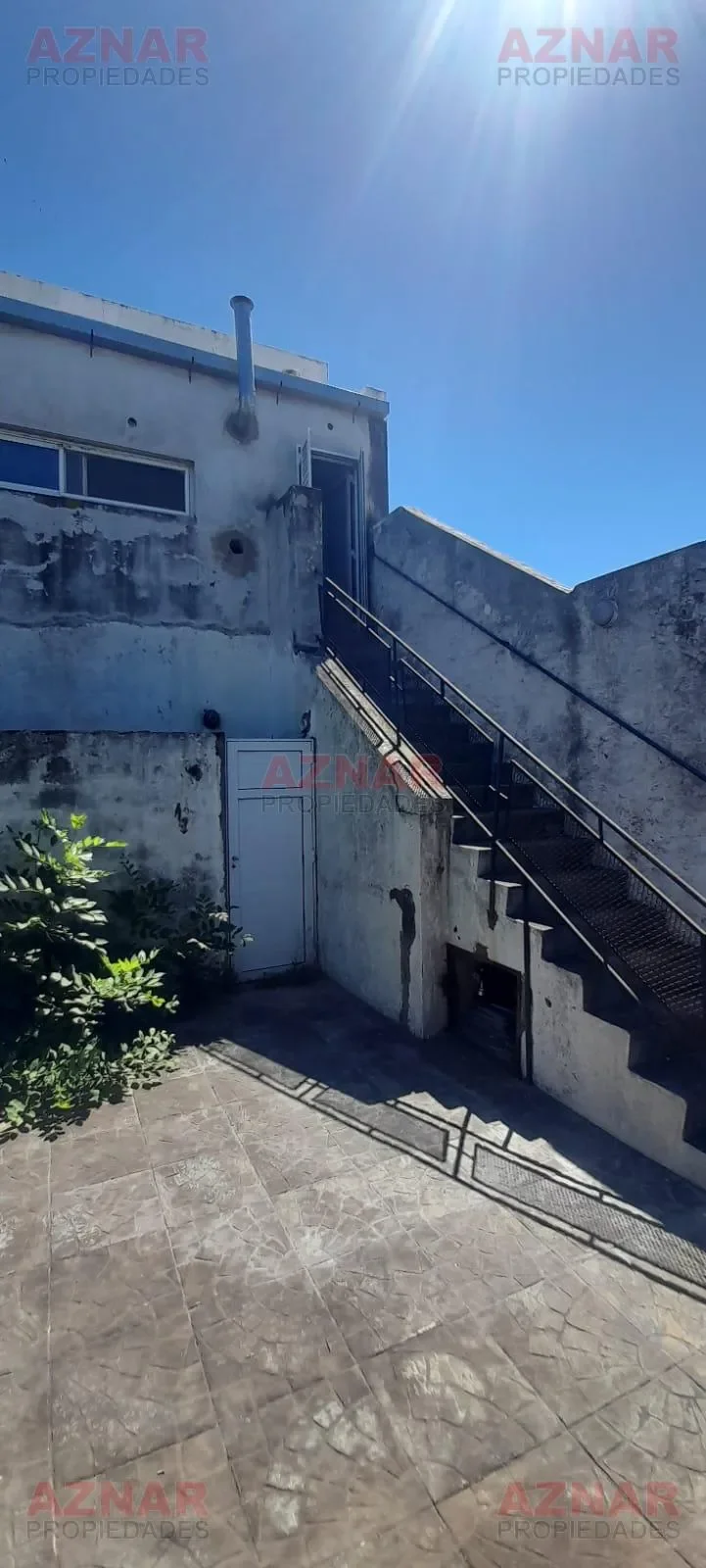 Local con vivienda en venta en Pellegrini Nº587 e/ Alvear y Las Heras