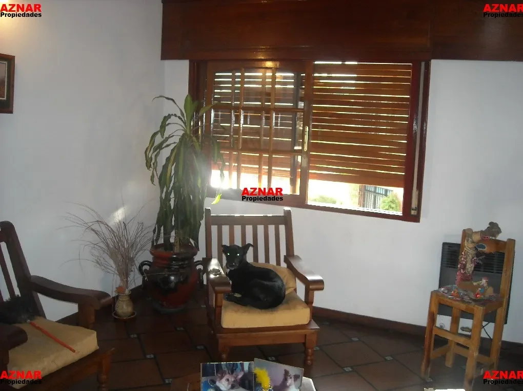 Casa en venta en calle Ombu Nº606 - V.Luzuriaga - La Matanza