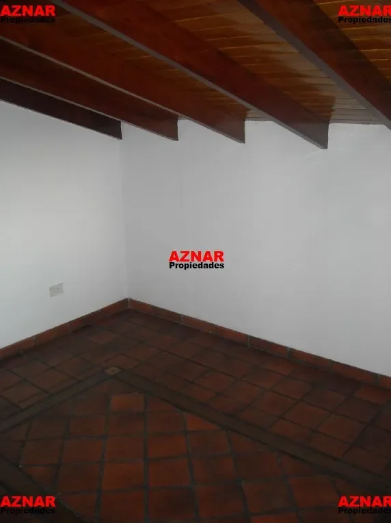 Casa en venta en calle Ombu Nº606 - V.Luzuriaga - La Matanza