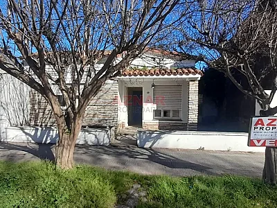 Casa en venta en Irigoyen Nº 320 e/ 12 de Octubre y Del Busto