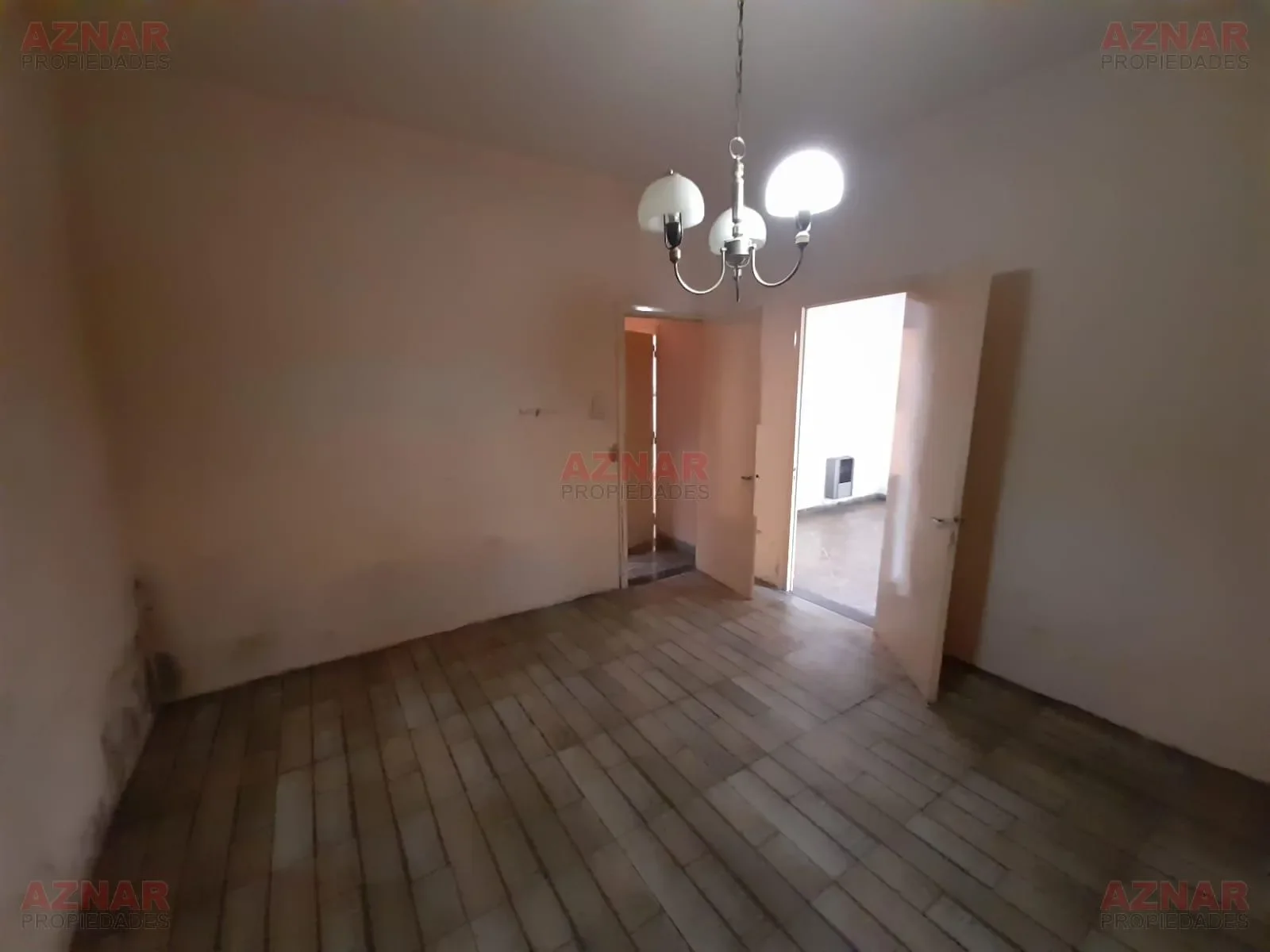 Casa en venta en Irigoyen Nº 320 e/ 12 de Octubre y Del Busto