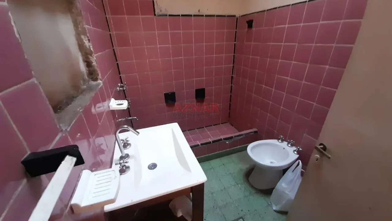 Casa en venta en Irigoyen Nº 320 e/ 12 de Octubre y Del Busto
