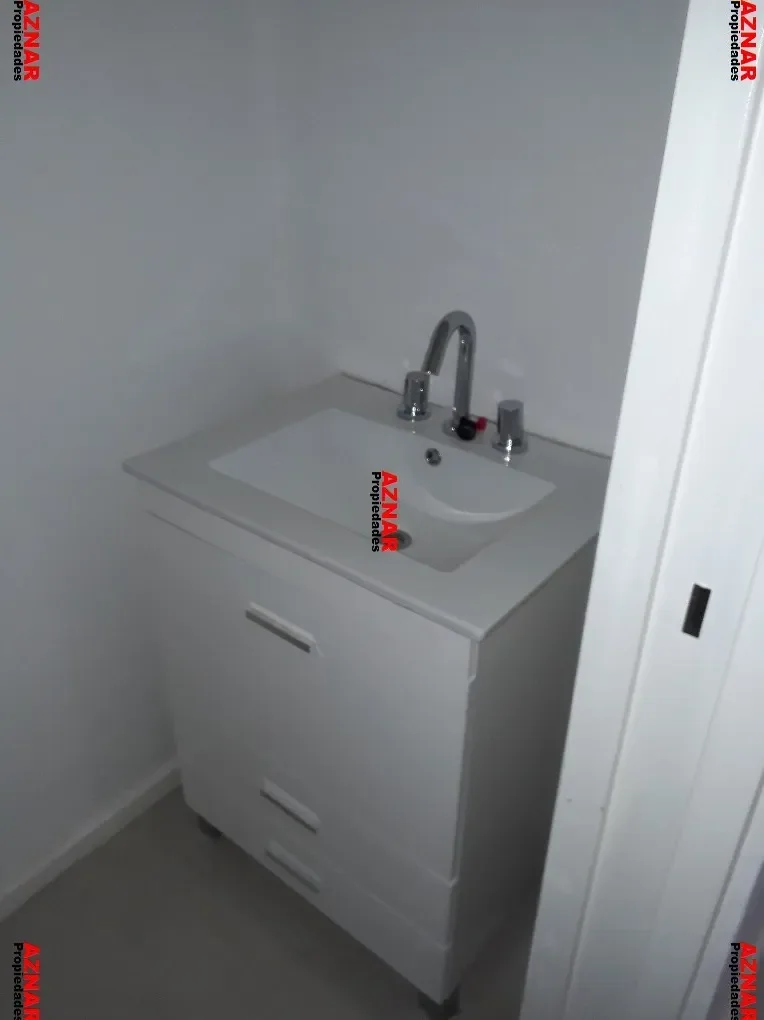 Departamento en venta en calle Macaya Nº 23