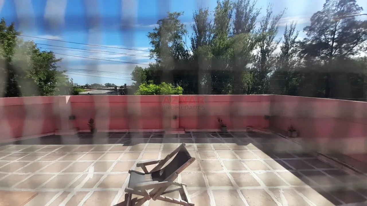 Casa en venta en Gagliardi esquina Cane - Barrio Villa Cora casa N° 5.