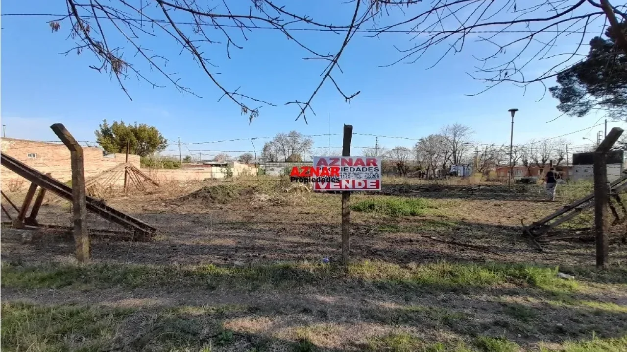 Terrenos en venta en calle Jaime Coll e/ Rauch y Salta