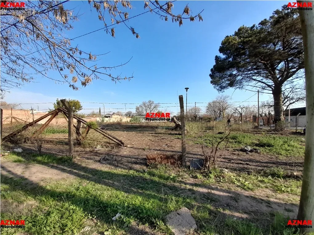 Terrenos en venta en calle Jaime Coll e/ Rauch y Salta