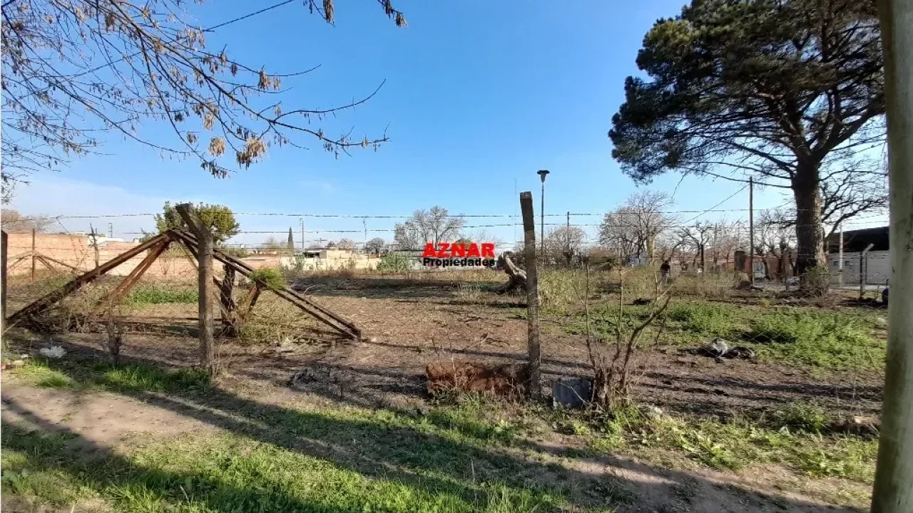 Terrenos en venta en calle Jaime Coll e/ Rauch y Salta