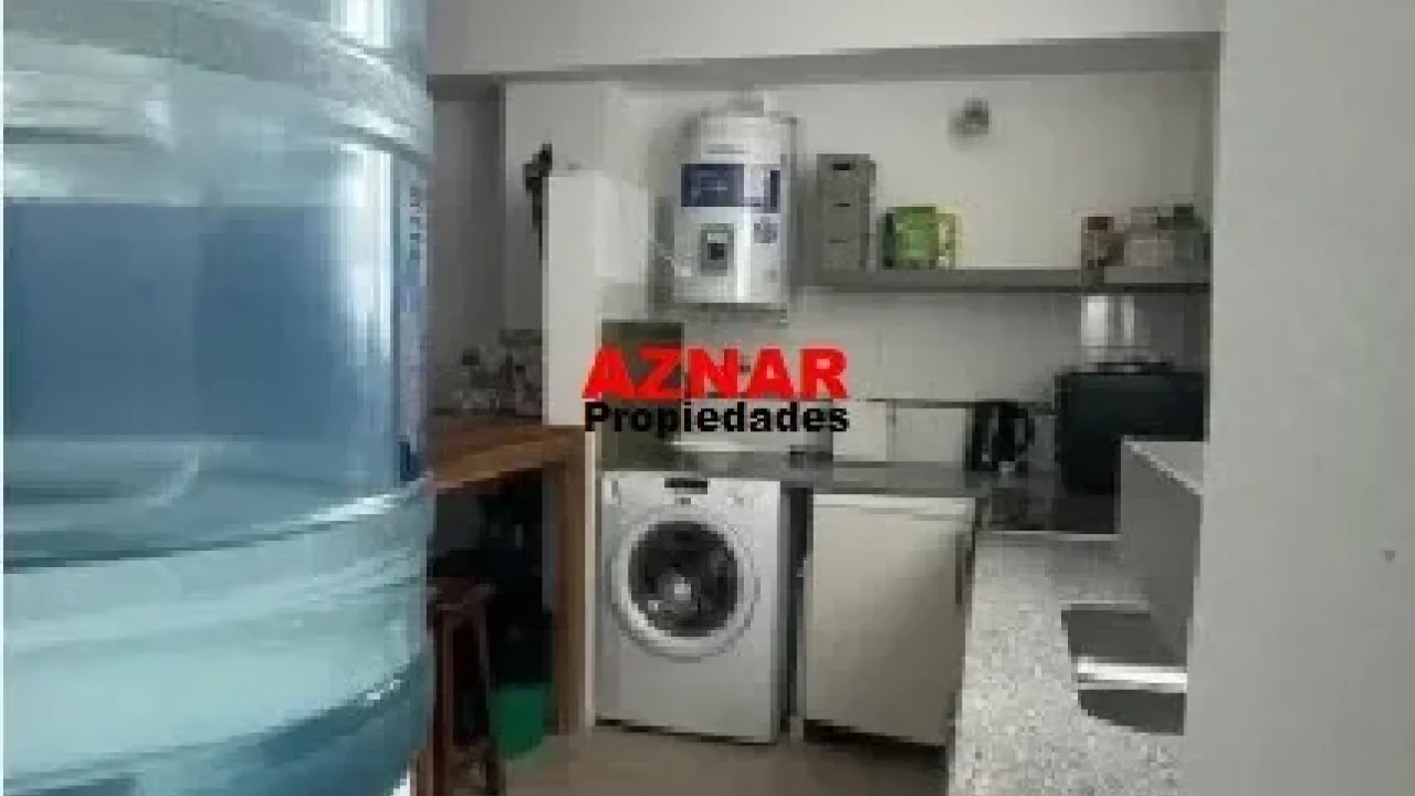 Dúplex en venta en la calle Moya Nº 247 e/ R. de Escalada y San Martin