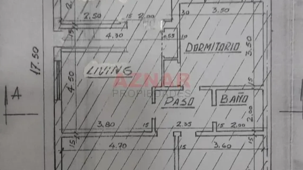 Casa en venta en calle Del Busto esquina Rauch