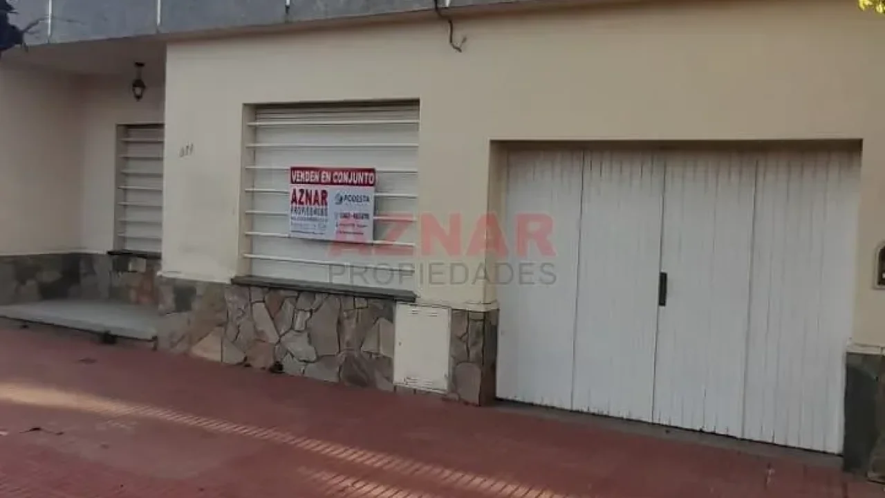 Casa en Venta en Belgrano Nº 976 e/ Falcon y Conesa
