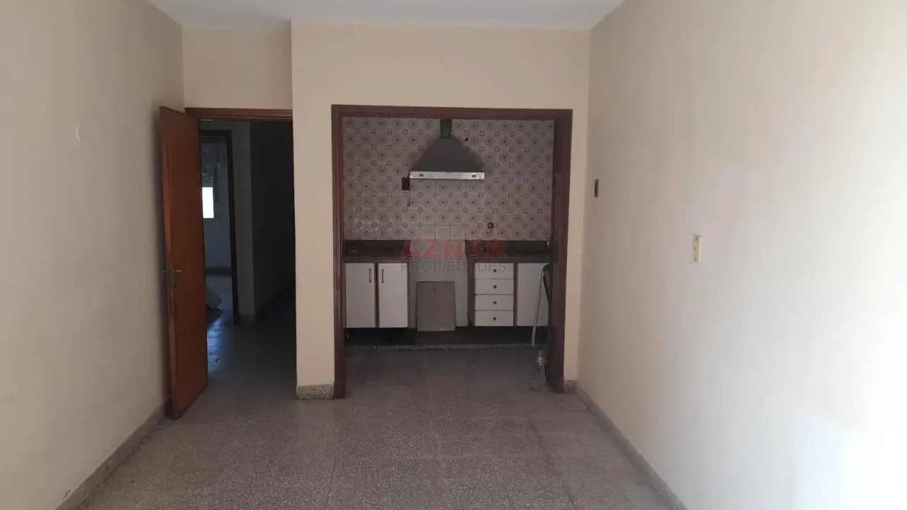 Casa en Venta en Belgrano Nº 976 e/ Falcon y Conesa