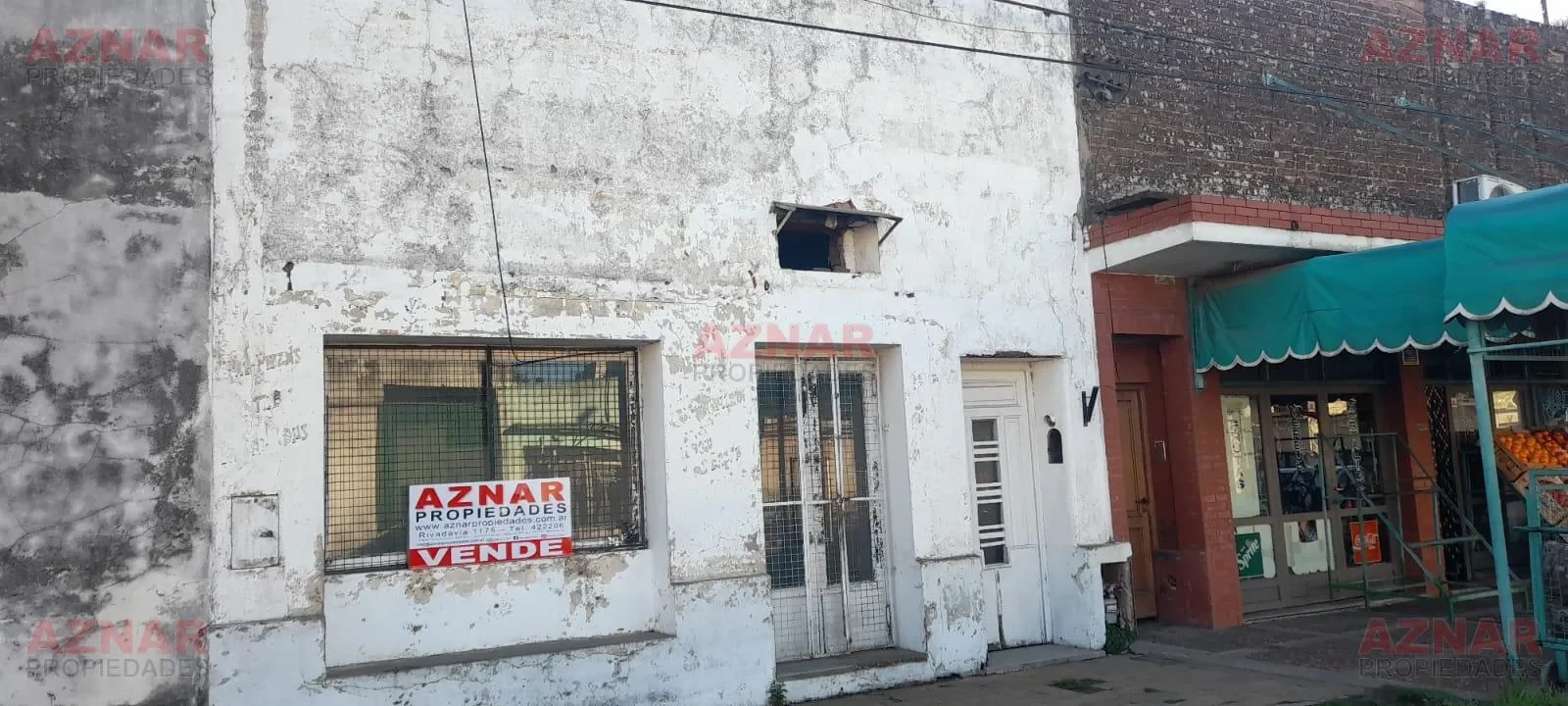 Casa con Local en venta en Pellegrini Nº 624 e/ Lamadrid y Alvear