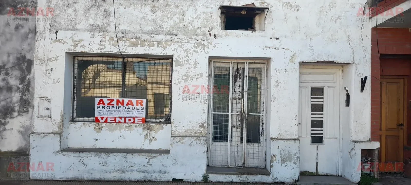 Casa con Local en venta en Pellegrini Nº 624 e/ Lamadrid y Alvear