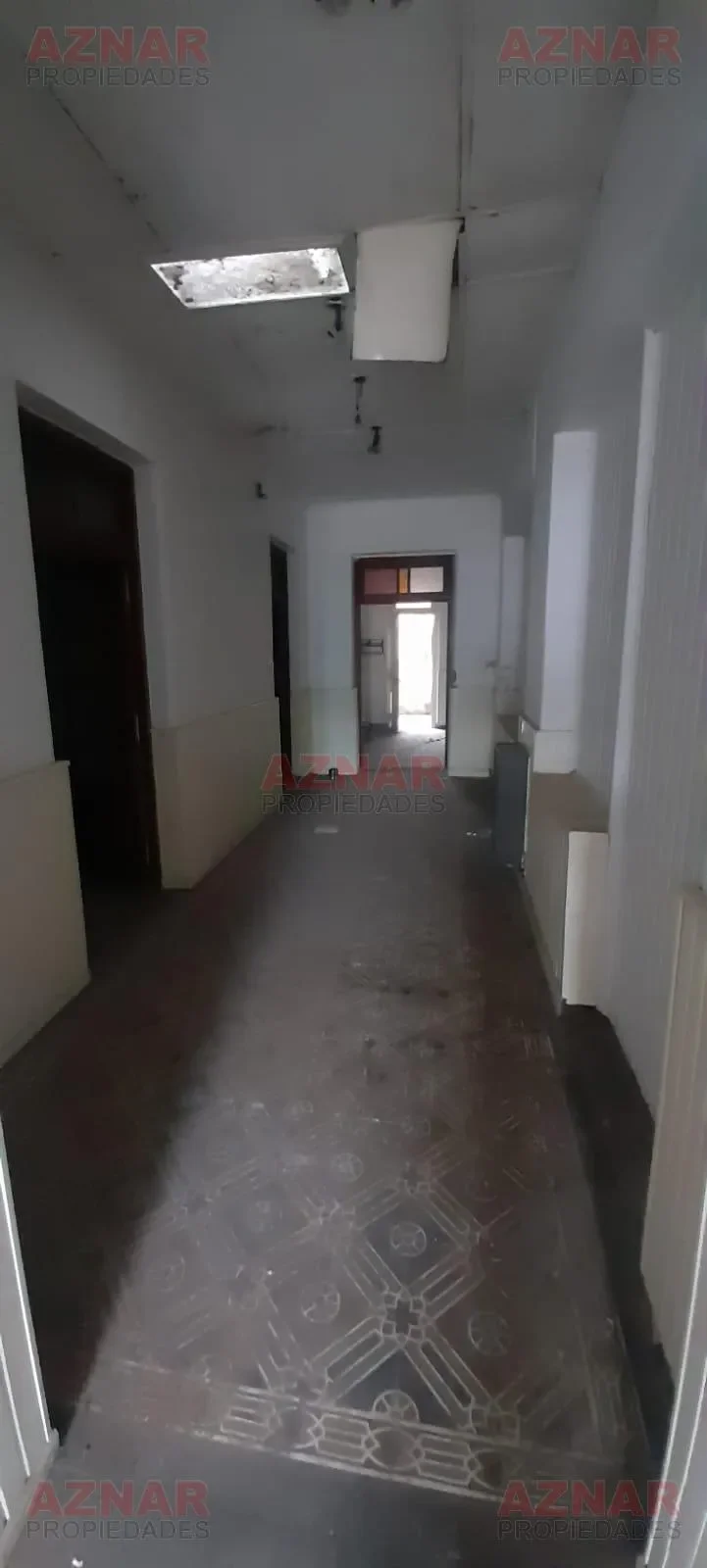 Casa con Local en venta en Pellegrini Nº 624 e/ Lamadrid y Alvear