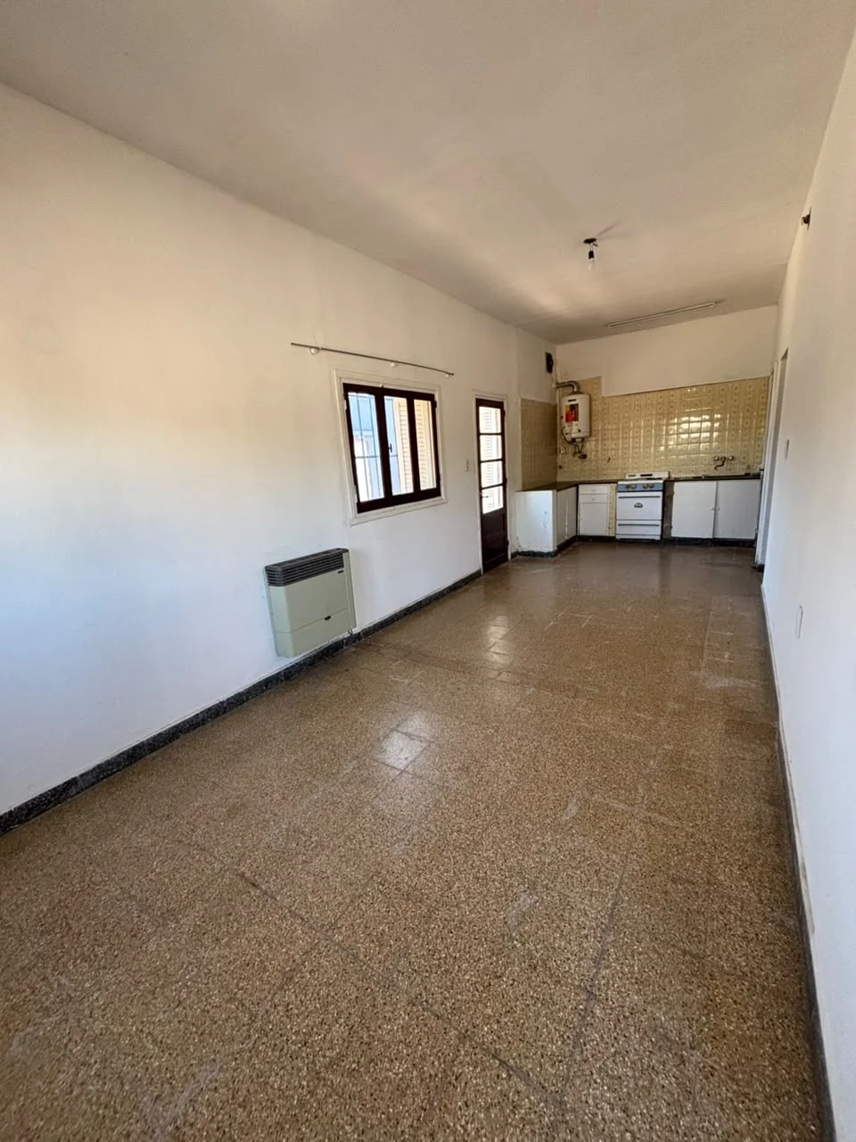 VENTA | CASA AMPLIA EN ESQUINA CON ESPACIO COMERCIAL