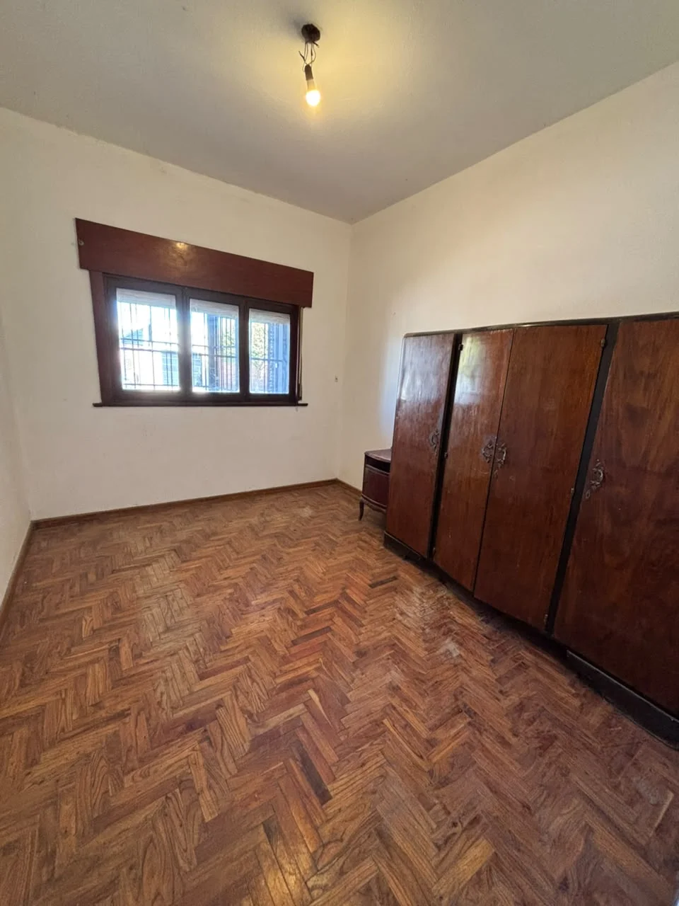 VENTA | CASA AMPLIA EN ESQUINA CON ESPACIO COMERCIAL