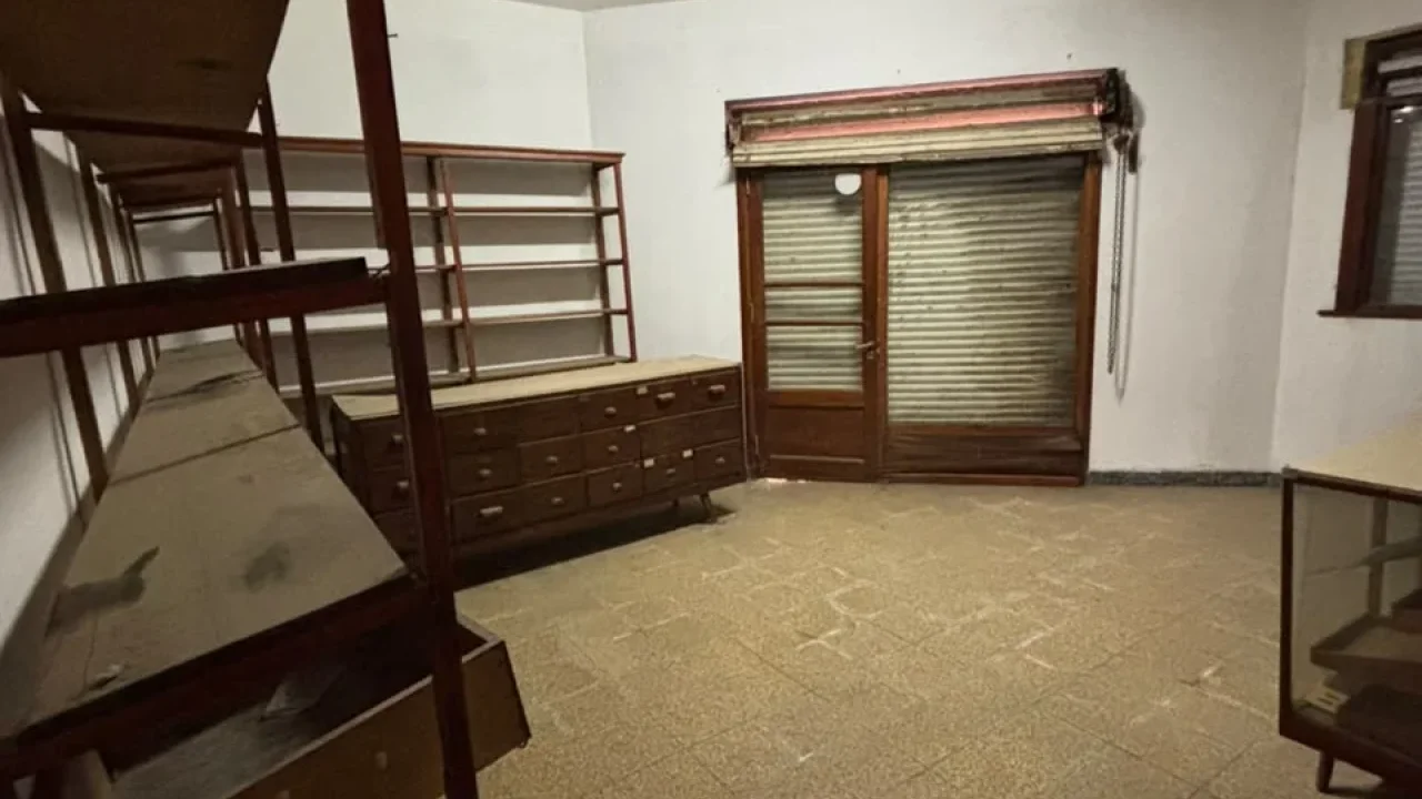 VENTA | CASA AMPLIA EN ESQUINA CON ESPACIO COMERCIAL