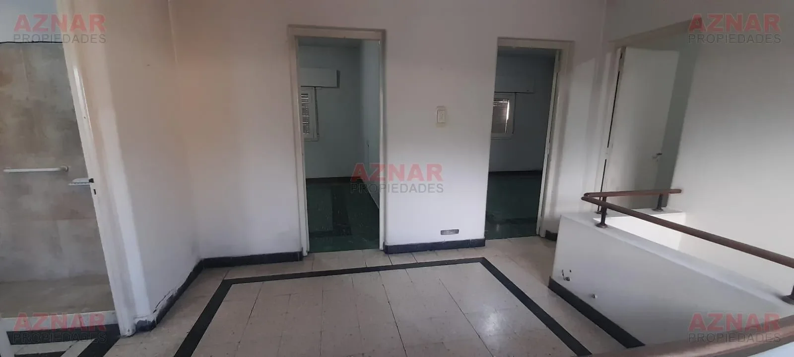 Casa en venta en  R. de Escalada N° 1237 e/ Macaya y Nuñez