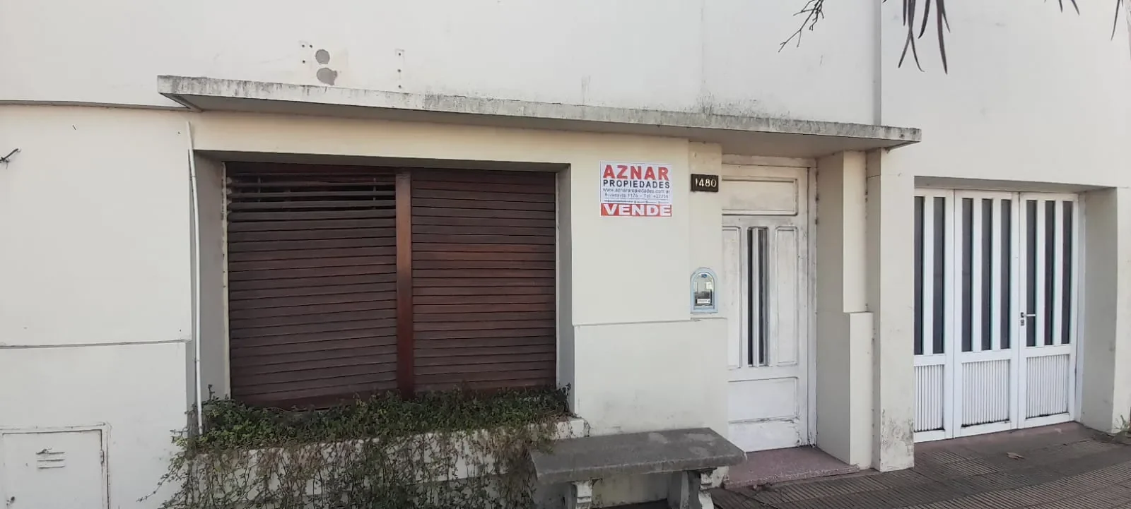 Casa en venta en R. de Escalada Nº 1480 e/ Quiroga y Barrera