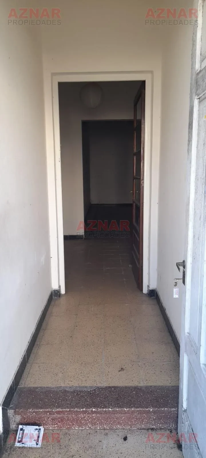 Casa en venta en R. de Escalada Nº 1480 e/ Quiroga y Barrera