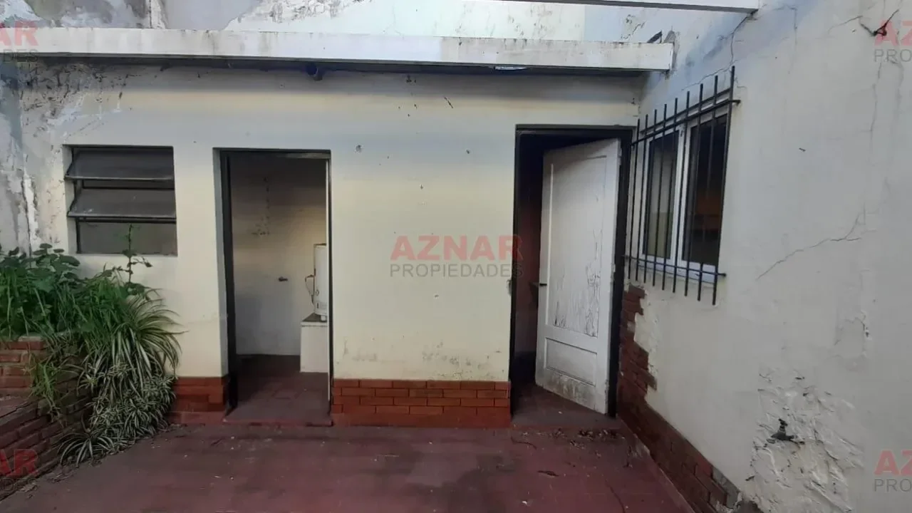 Casa en venta en R. de Escalada Nº 1480 e/ Quiroga y Barrera