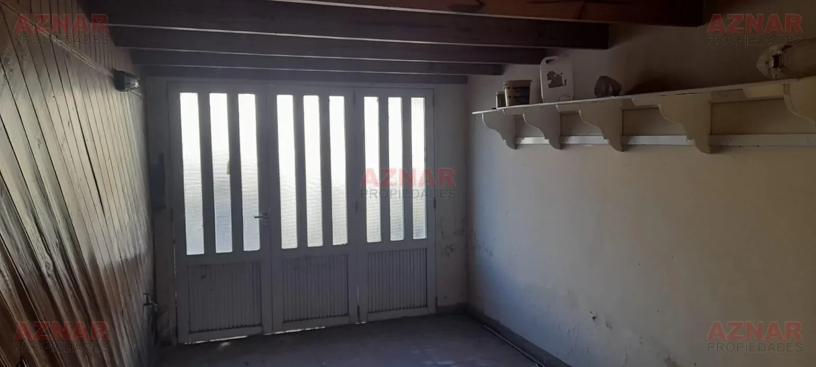 Casa en venta en R. de Escalada Nº 1480 e/ Quiroga y Barrera