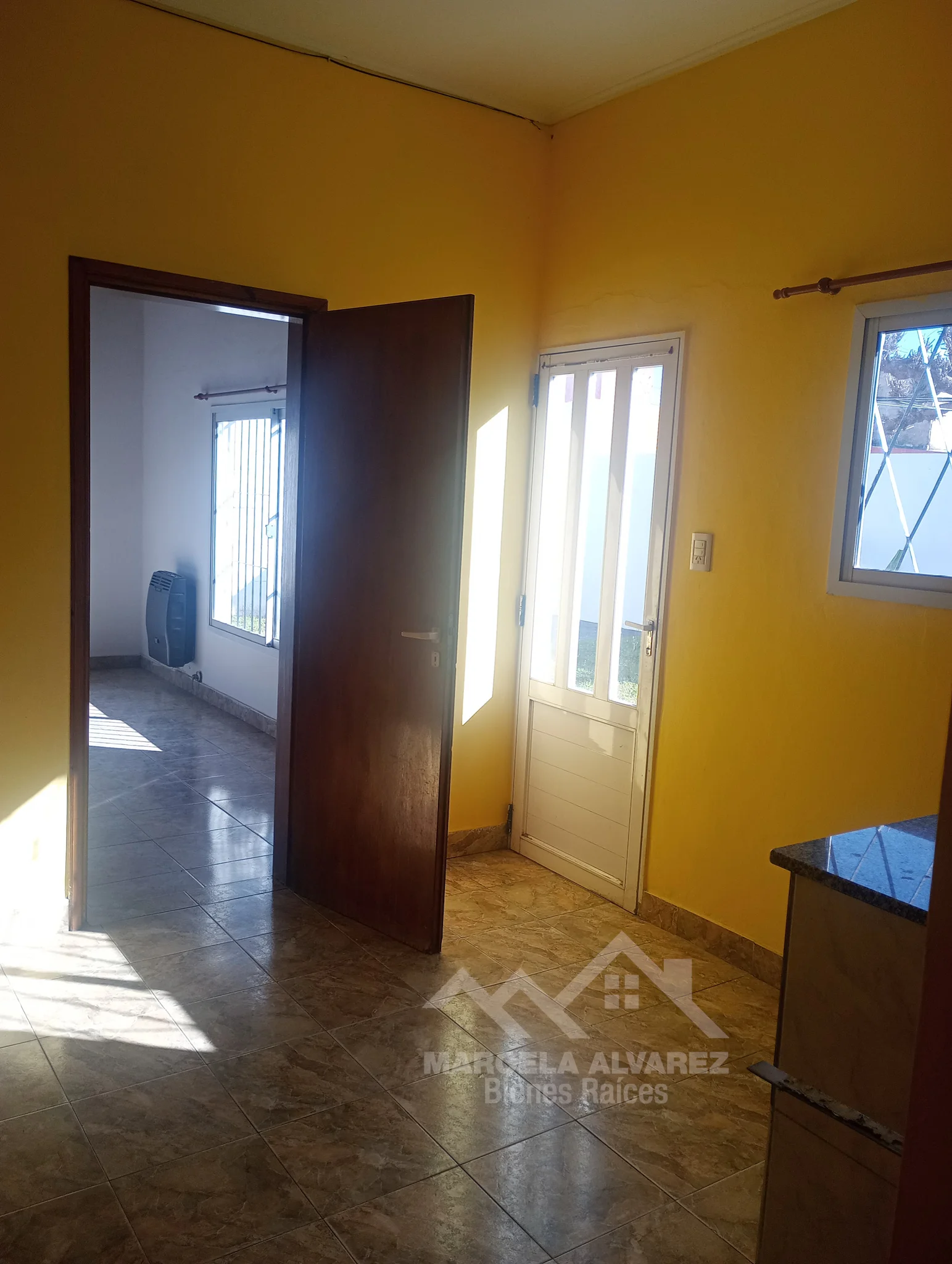 ALQUILER - DEPARTAMENTO INTERNO - BRAGADO