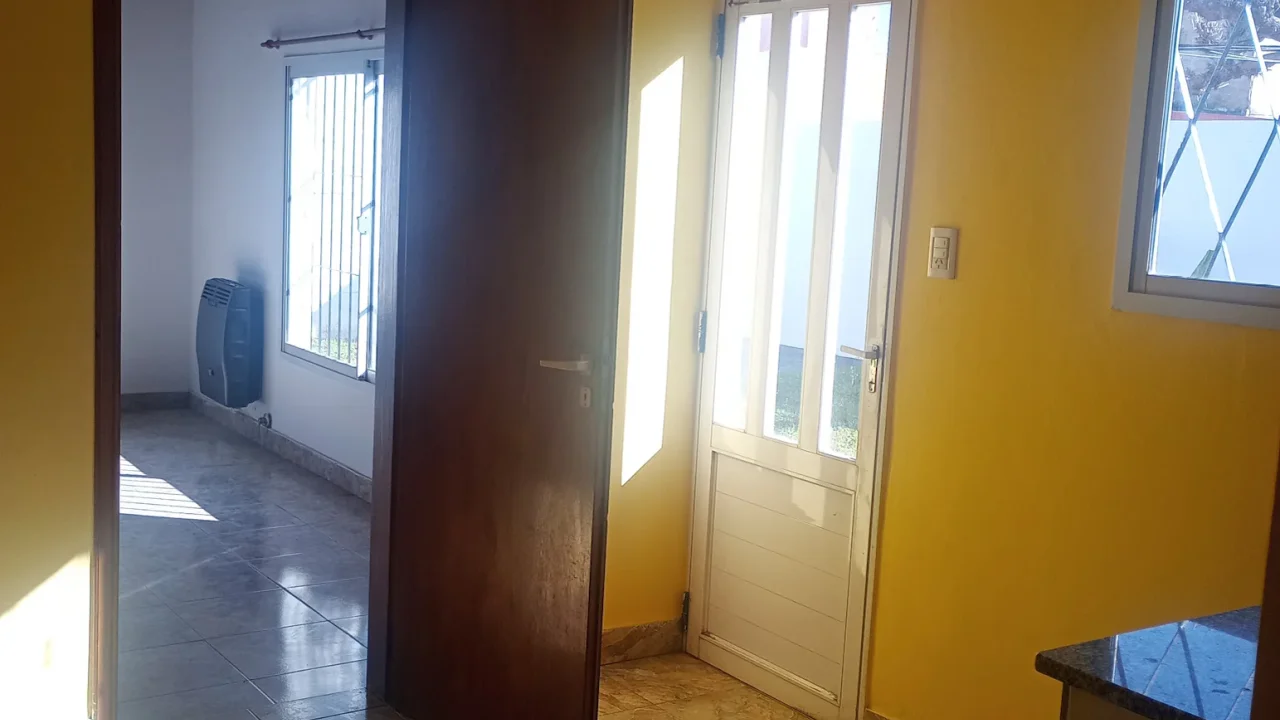 ALQUILER - DEPARTAMENTO INTERNO - BRAGADO