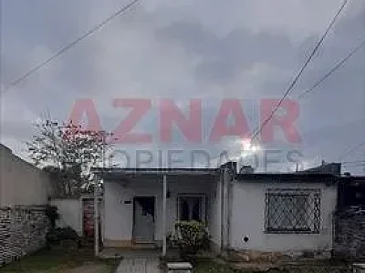 Casa en venta en Falcon Nº 384 e/ 12 de Octubre y Del Busto