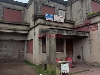 Casa en venta en Tucuman Nº 2356 e/ J.M. de Rosas y Palacios
