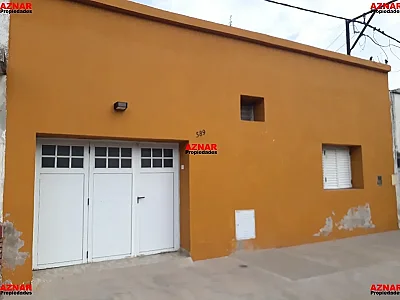 Casa en venta en J.M. de Rosas Nº 589 e/ Catamarca y Tucuman