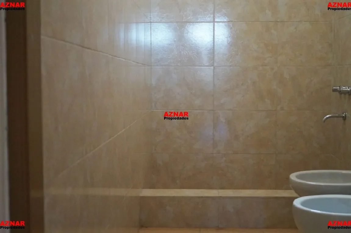 Casa en venta en J.M. de Rosas Nº 589 e/ Catamarca y Tucuman