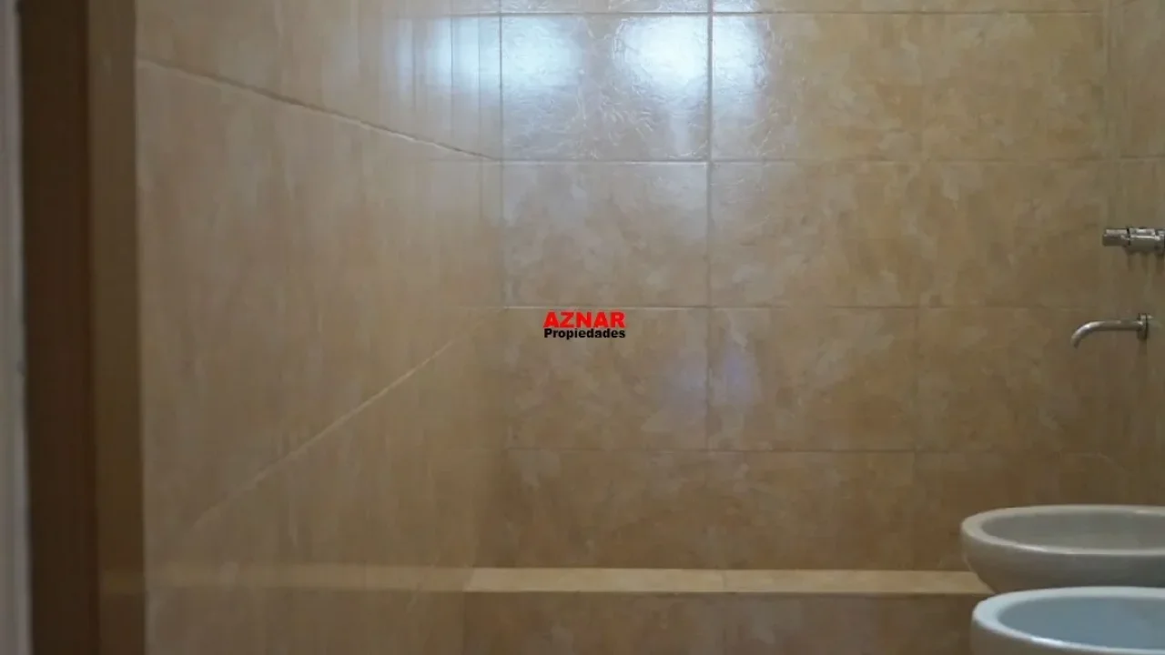 Casa en venta en J.M. de Rosas Nº 589 e/ Catamarca y Tucuman