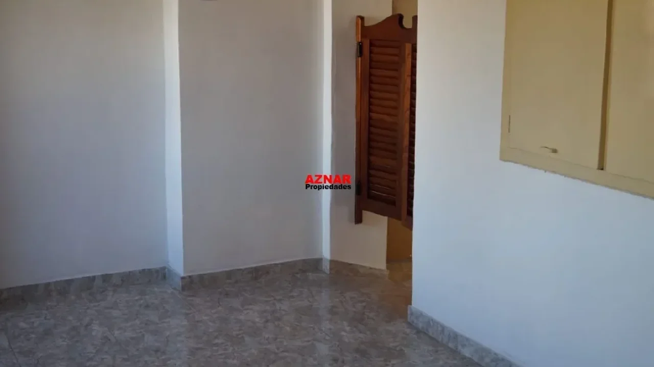 Casa en venta en J.M. de Rosas Nº 589 e/ Catamarca y Tucuman