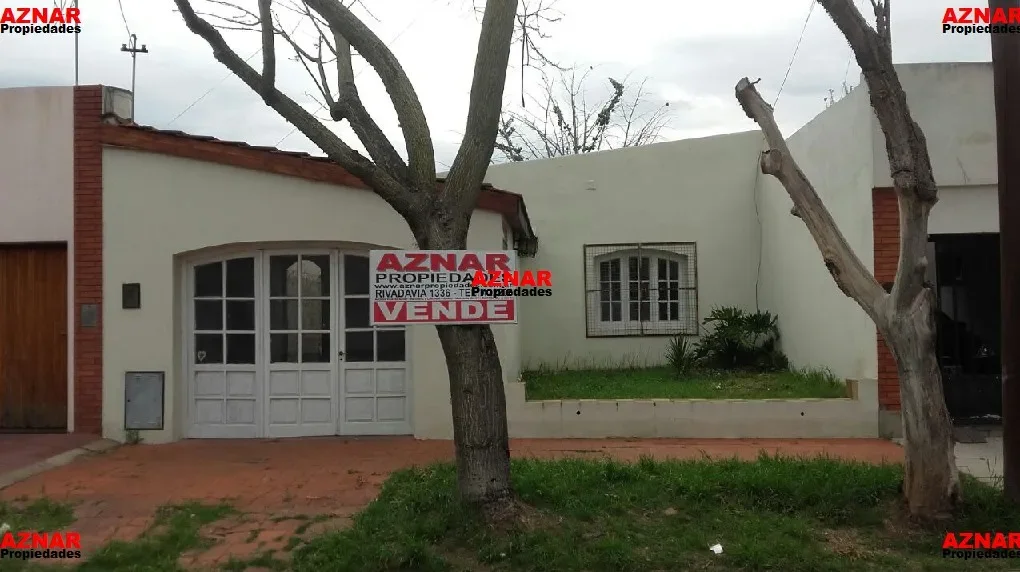 Casa en venta en Brandsen Nº 400 e/ Avellaneda y Alem